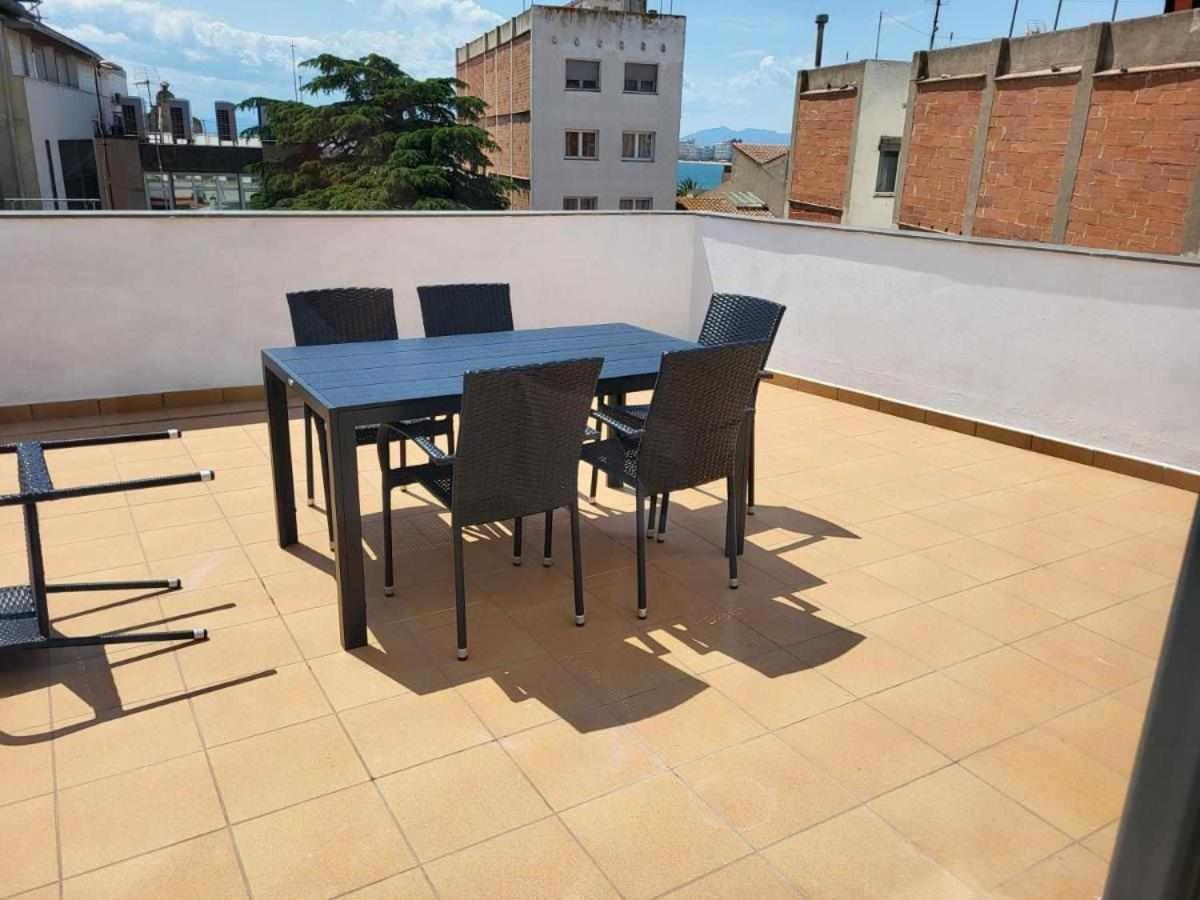 Roses Casc Antic Sl Sabater 3 Apartamento Exterior foto